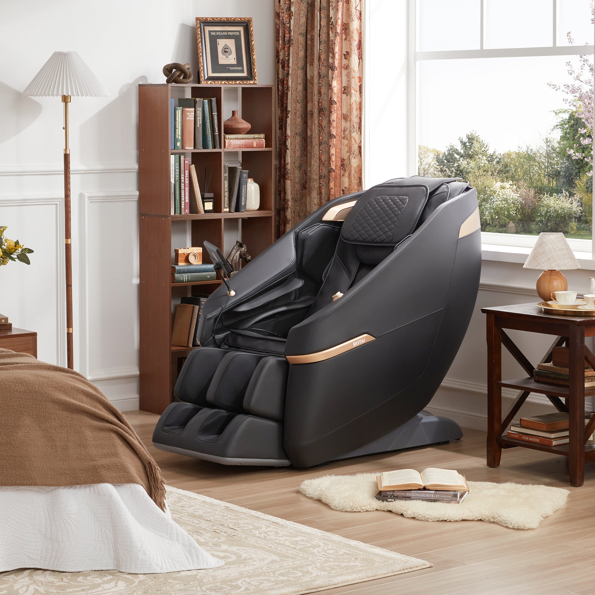 كرسي مساج A37 أسود في السعودية مع تقنية الجاذبية الصفرية ومساج كامل للجسم | A37 black massage chair Saudi Arabia with zero gravity full body massage