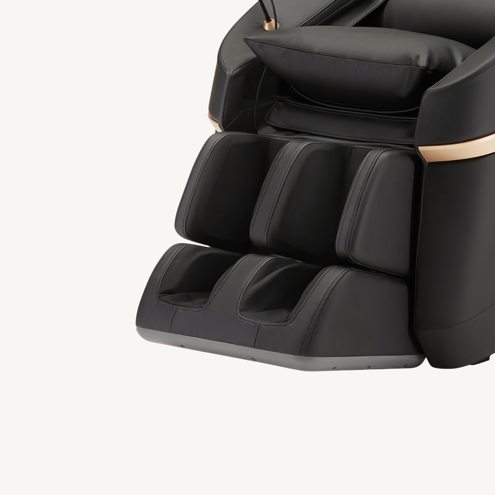 كرسي مساج A37 أسود يوفر راحة يومية ودعم كامل للجسم | A37 black comfort massage chair full body support